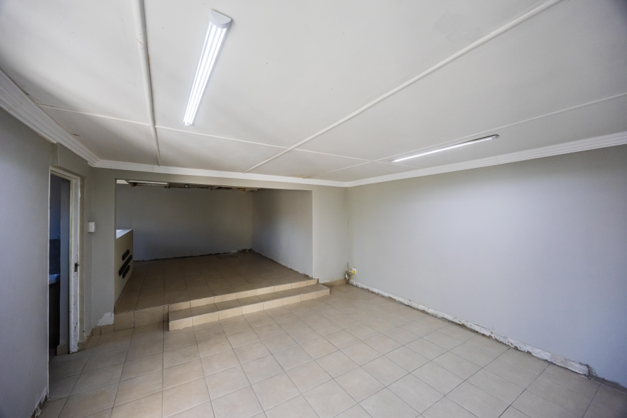 3 Bedroom Property for Sale in Sunnyridge Eastern Cape